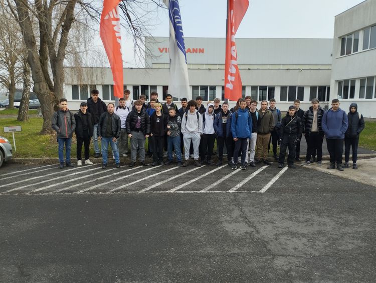 Üzemlátogatás, szakmai kirándulás Dombóváron