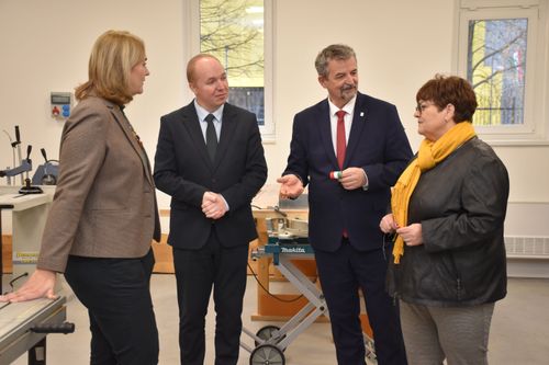 perczeltanműhelyátadó (23).JPG